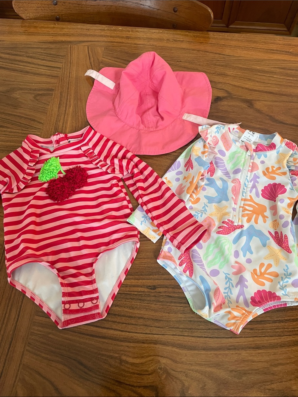 Baby Girls Rashguard One-Piece Swim Suits Nicole Miller Carters Sun Hat 12 m LOT